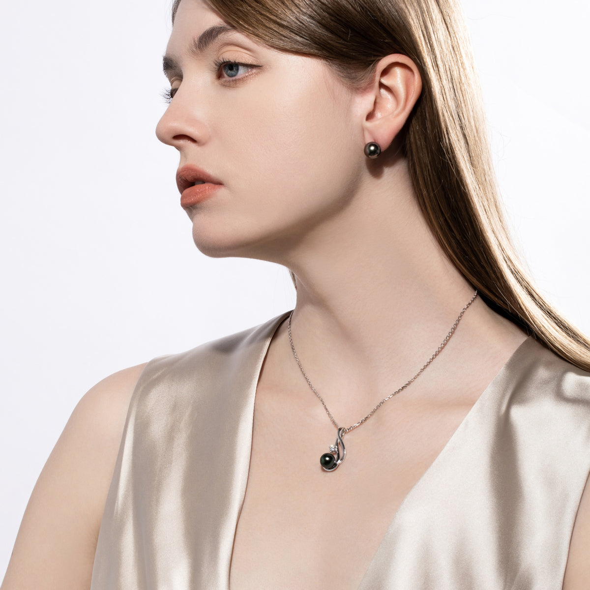 Tahitian Black Pearl Necklace, 9-11mm AAAA Quality Handpicked Tahitian Black Pearls, D Color Moissanite, Sterling Silver / 10K Solid White Gold, 45+2+3cm Adjustable Chain